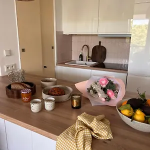 https://appartement-les-pins.fr-provencehotel.com